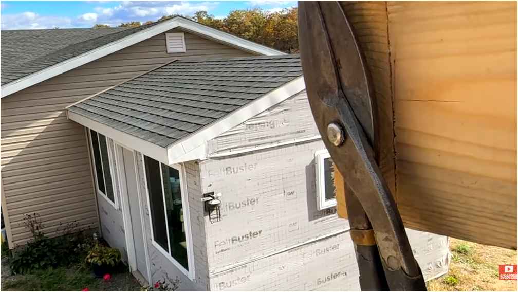 Roofing Contractors Naperville Illinois - Call Now